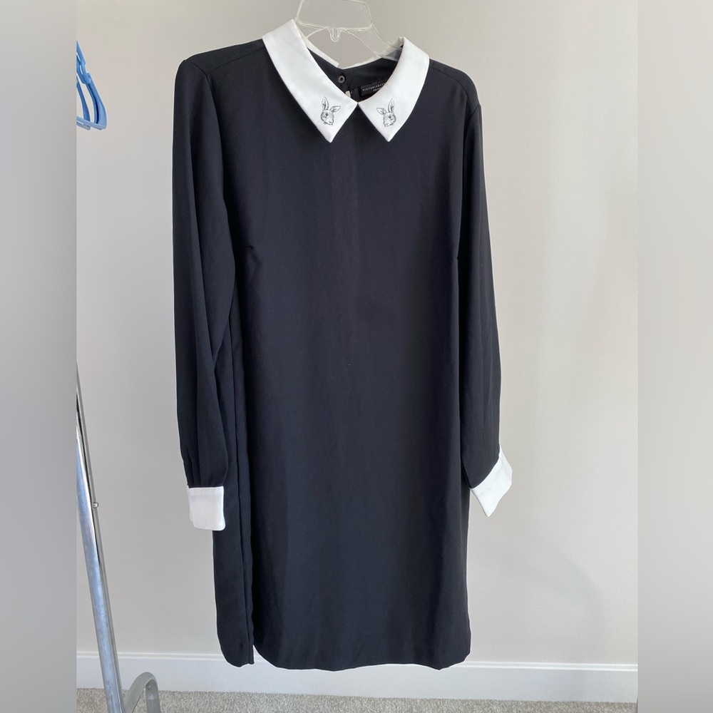 Victoria Beckham Black Long Sleeve Shift Dress
W/ White Bunny Collar, Size 1X